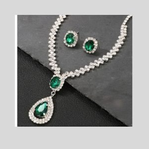 Juego Collar y Pendientes Esmerada Bisutería
