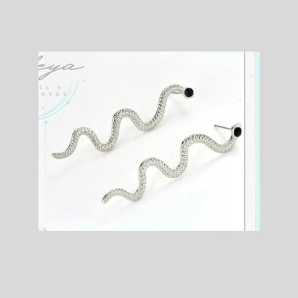 pendientes serpiente bisutería