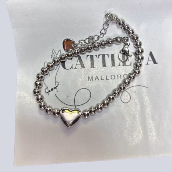 pulsera corazón plateada